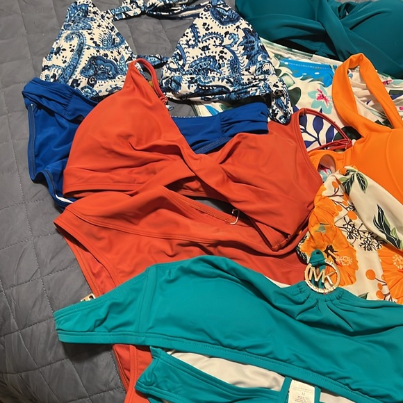 Summer swimsuit sale!  👙 - Picture 8 of 10